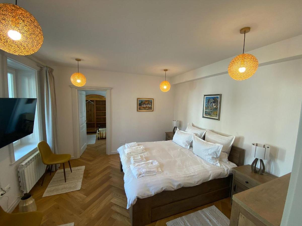 Augsburg Apart Piatra Neamt Exterior photo